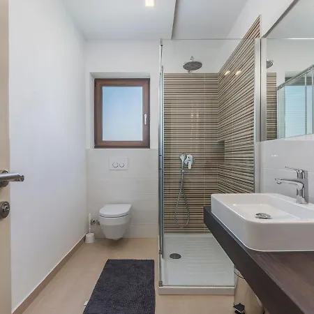 Stunning In With Jacuzzi Villa